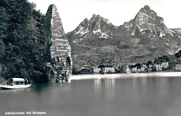 Schillerstein mit Brunnen Vorderseite