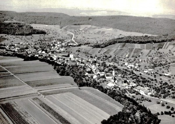 Tegerfelden AG, Flugaufnahme Vorderseite