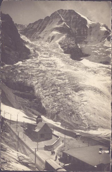 Jungfraubahn, Station Eigergletscher Vorderseite