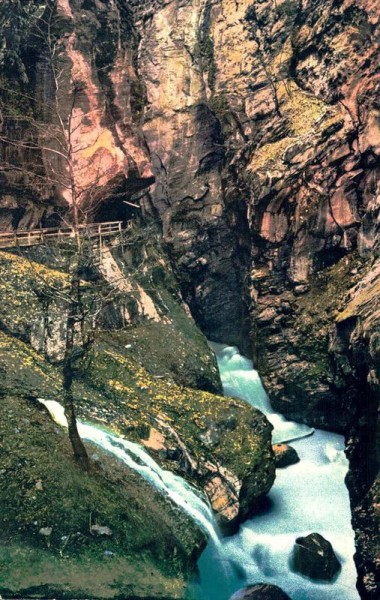 Eingang der Taminaschlucht bei Ragaz Vorderseite