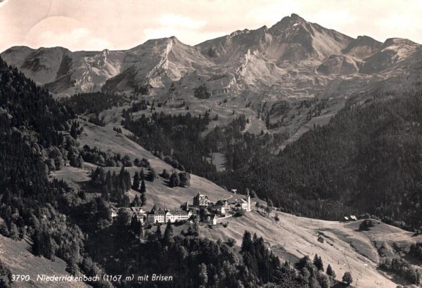 Niederrickenbach mit Brisen Vorderseite