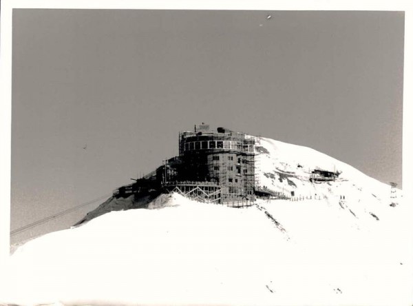 7270 Davos, Berghostel Jakobshorn, Baujahr 1958-60 Vorderseite