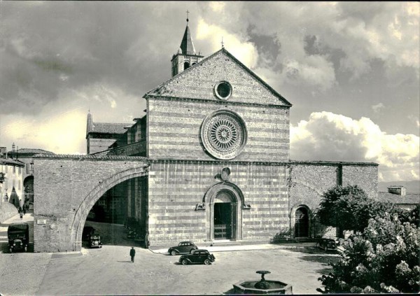 Assisi - Chiesa di S. Chiara Vorderseite