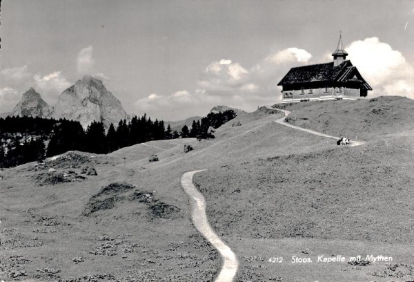 Stoos, Kapelle mit Mythen Vorderseite