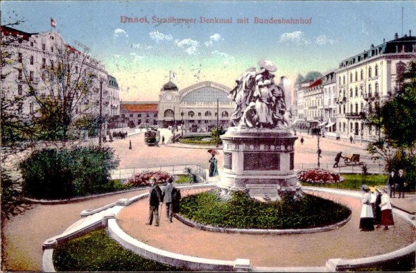 Basel - Strassburger-Denkmal mit Bundesbahnhof Vorderseite