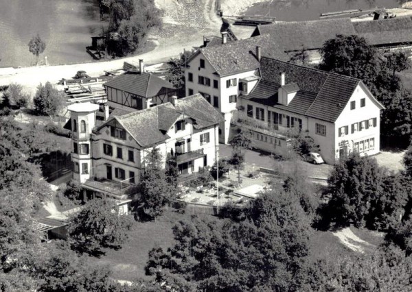Hotel Bächau, Bäch SZ - Flugaufnahmen Vorderseite