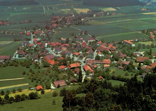 Schüpfen BE - Flugaufnahmen Vorderseite