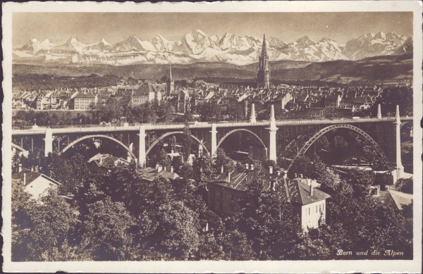 Bern und die Alpen