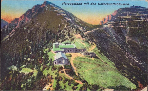 Herzogstand mit den Unterkunftshäusern