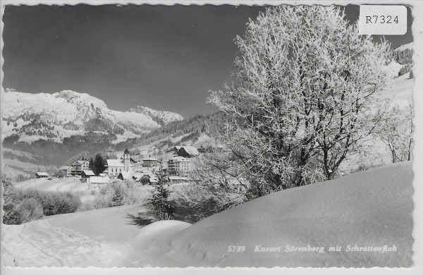Kurort Sörenberg mit Schrattenfluh im Winter en hiver