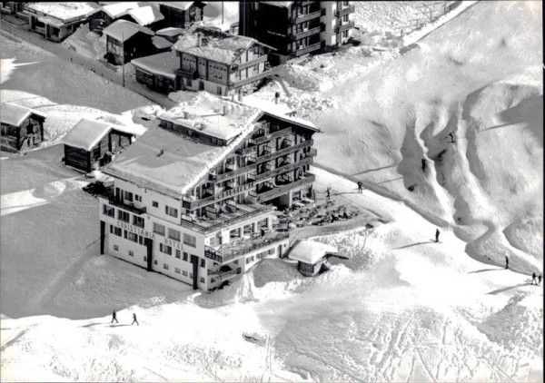 Zermatt, Hotel Christiania, Flugaufnahme Vorderseite