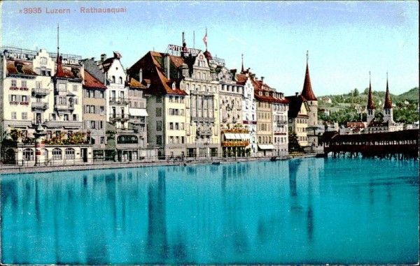 Luzern - Rathausquai Vorderseite