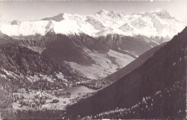 Champex, vue generale avec Grand-Combin