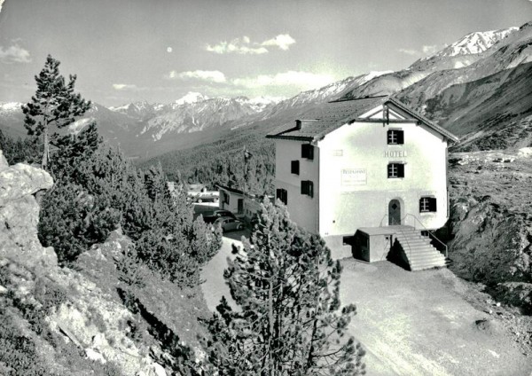 Hotel Süsom Givé / Ofenpass Vorderseite