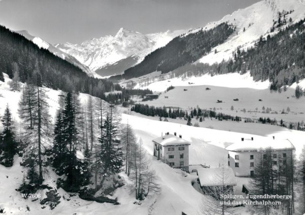 Splügen, Jugenherberge und das Kirchalphorn Vorderseite