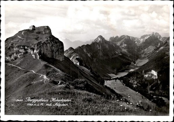 Berggasthaus Hoherkasten mit Alpstein Vorderseite