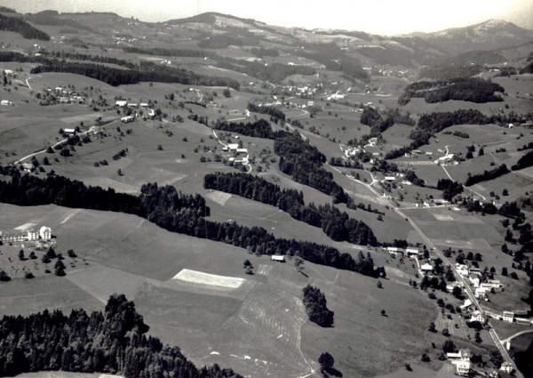 Jontal mit Allmenkette ZH - Flugaufnahme Vorderseite
