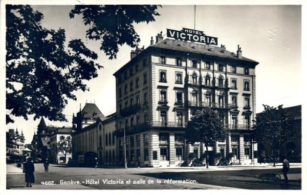 Genève, Hotel Victoriy et salle de la réformation Vorderseite