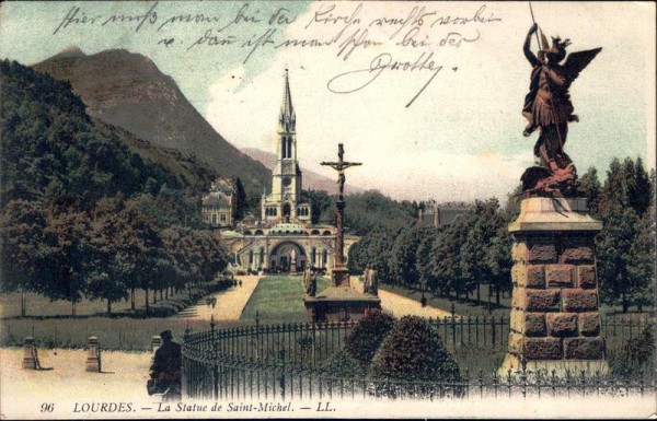 Lourdes - La Statue de saint-Michel Vorderseite