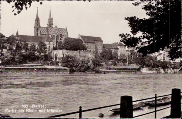 Basel - Partie am Rhein mit Münster