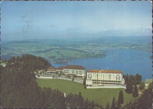 Teilansicht der Bürgenstock Hotels Vorderseite