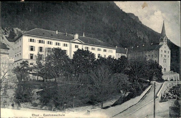 Chur - Kantonsschule Vorderseite