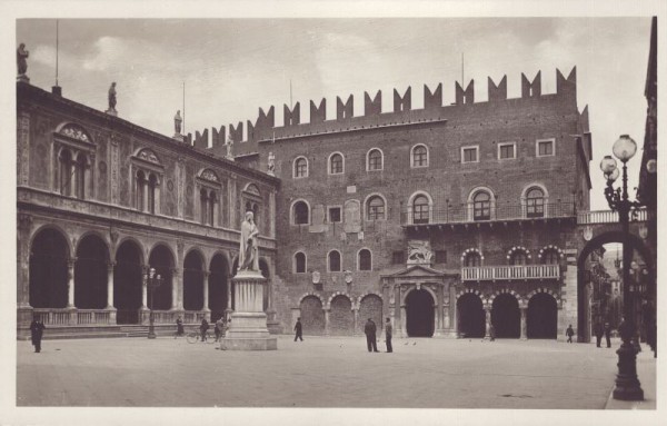 Verona, Piazza Dante