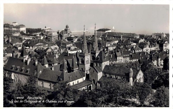 Neuchâtel. Le Lac la Collégiale et le Château vus d`avion. Vorderseite