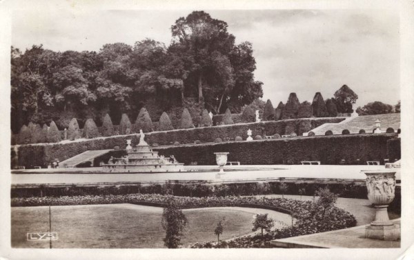 Versailles