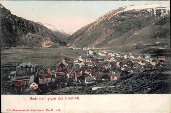 Andermatt gegen das Urnerloch Vorderseite