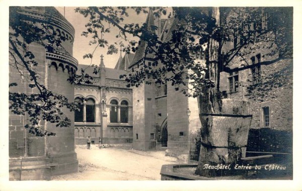 Neuchâtel. Entrée du Château Vorderseite