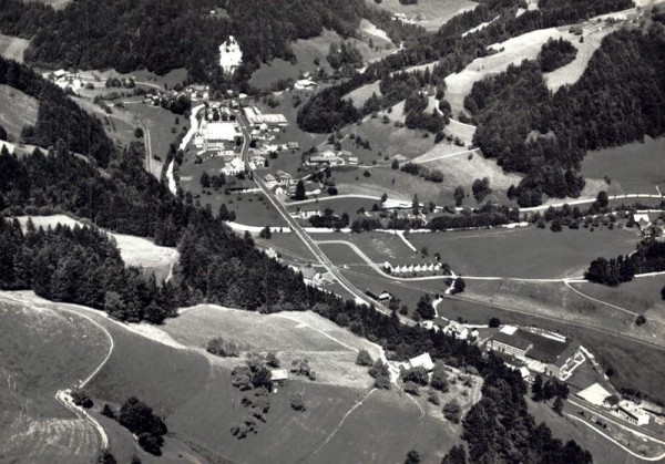 Tösstal ZH - Flugaufnahme Vorderseite