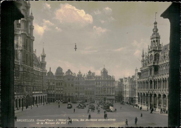 Bruxelles, Grand Place-L'Hotel de Ville, les maisons corporatives et la Maison du Roi Vorderseite