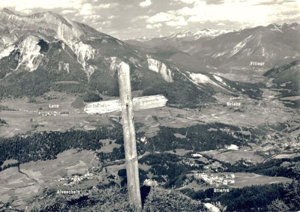 Blick vom Pi Ot ob Stierva ins Albulatal Vorderseite