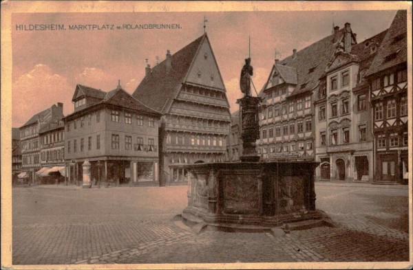 Hildesheim/Marktplatz mit Rolandbrunnen. Vorderseite