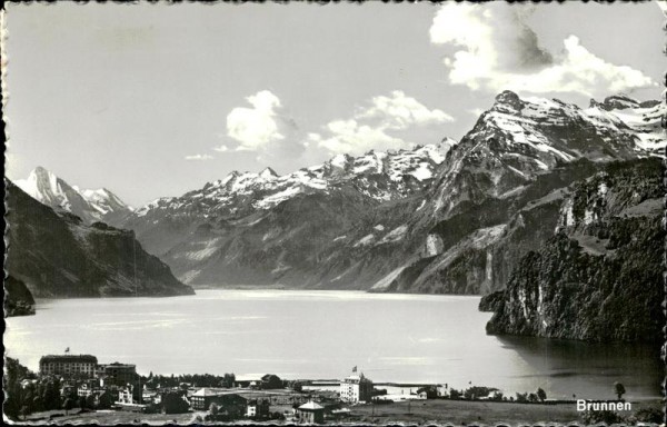 Brunnen Vorderseite