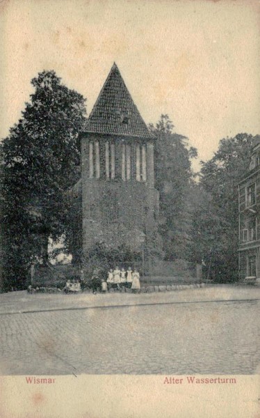 Wismar, Alter Wasserturm Vorderseite