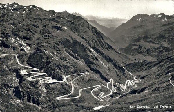 San Gottardo. Val Tremola Vorderseite