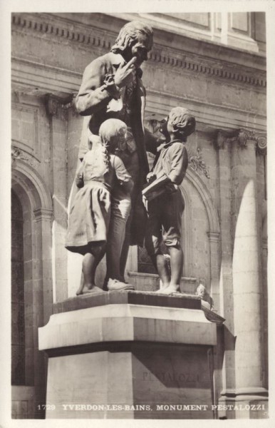 Yverdon-les-Bains (Pestalozzi-Denkmal)