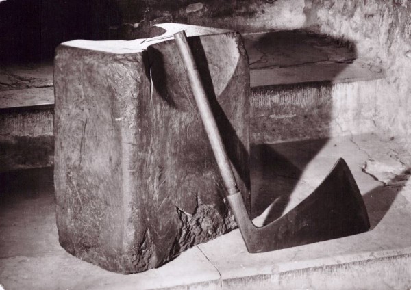 Tower of London - The Block and Axe