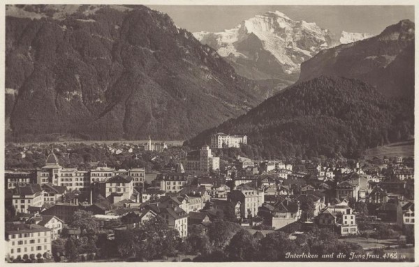 Interlaken und die Jungfrau (4166 m) Vorderseite