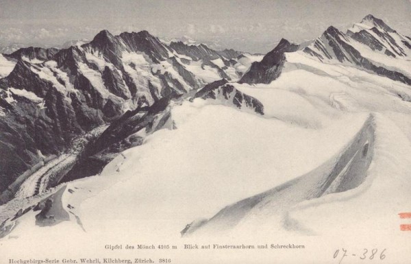 Gipfel des Mönch (4105 M), Blick auf Finsteraarhorn und Schreckhorn Vorderseite