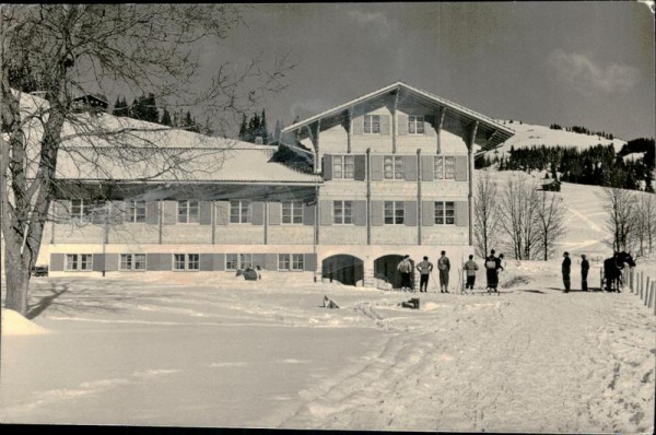 Ferienheim Buebebärg, Schönried Vorderseite