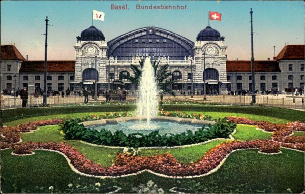 Basel. Bundesbahnhof Vorderseite