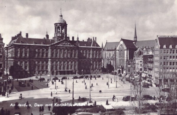 Amsterdam - Dam met Koninklijk Paleis