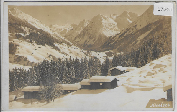 Alphütten in Klosters im Winter en hiver