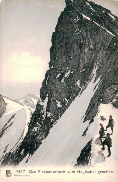 Das Finsteraarhorn vom Hugisattel gesehen Vorderseite