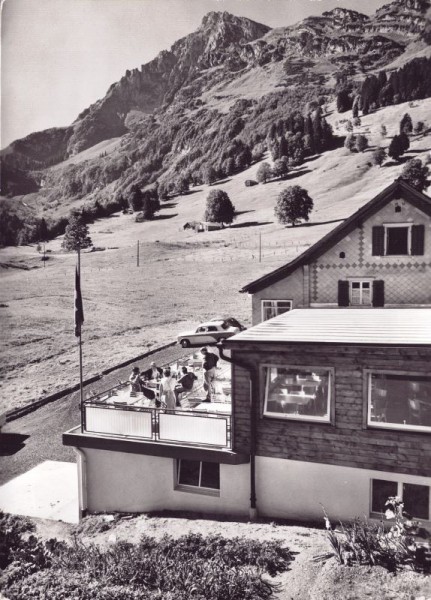 Berggasthaus Hüttenberge GL (1030m)