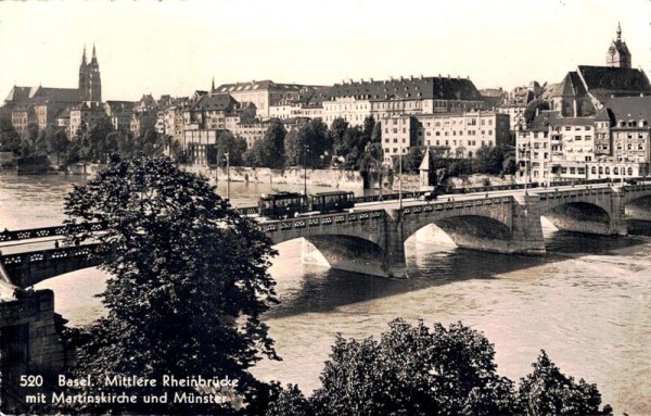 Basel. Mittlere Rheinbrücke mit Martinskirche und Münster Vorderseite