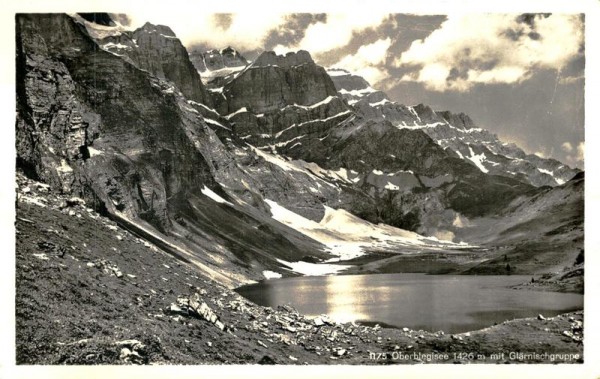 Oberblegisee mit Glärnischgruppe Vorderseite